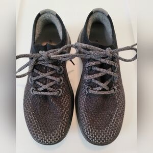 NWOT Allbirds "Tree Dasher" Ladies Sneaker